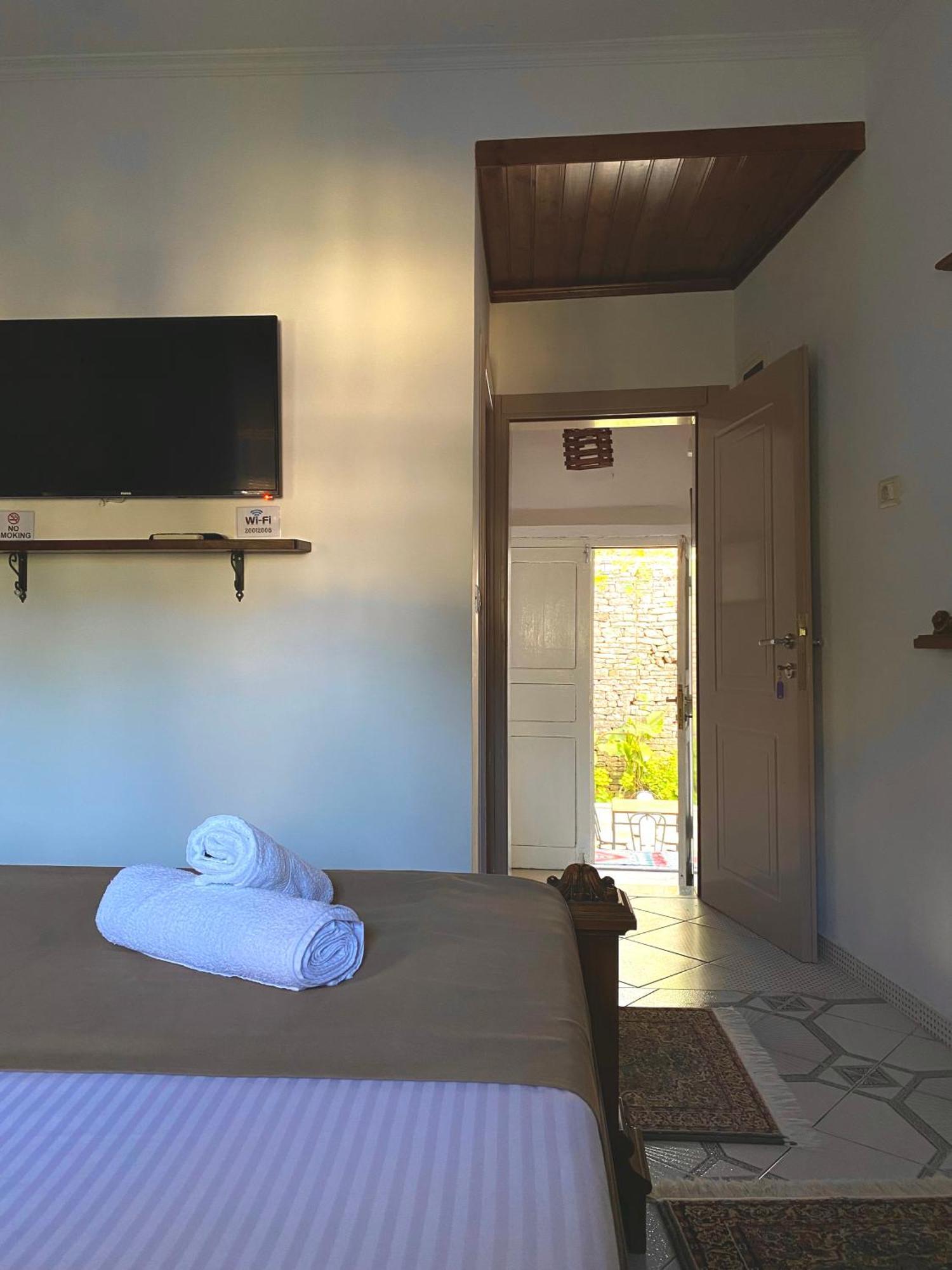 Yuri Guest House จีโรคาสเตอร์ ภายนอก รูปภาพ