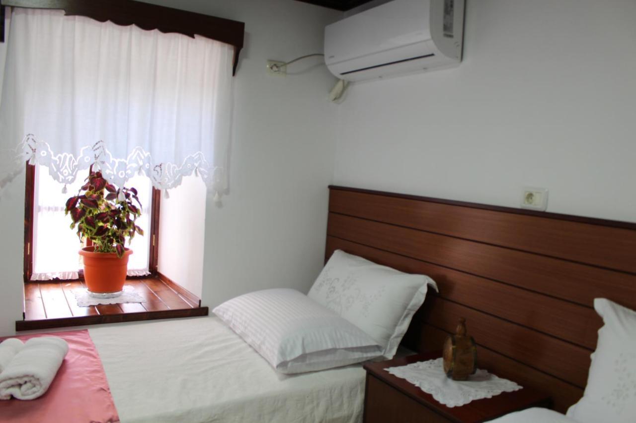 Yuri Guest House จีโรคาสเตอร์ ภายนอก รูปภาพ